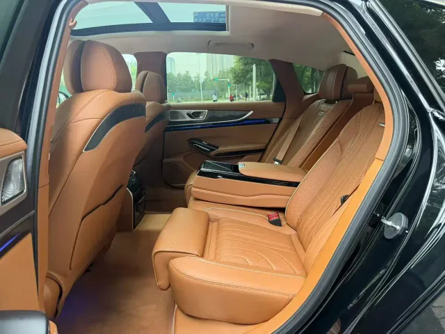 Hongqi H9 — Фото автомобиля 5