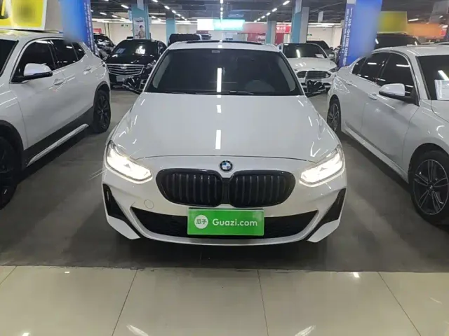 BMW 1 Series — Фото автомобиля 2