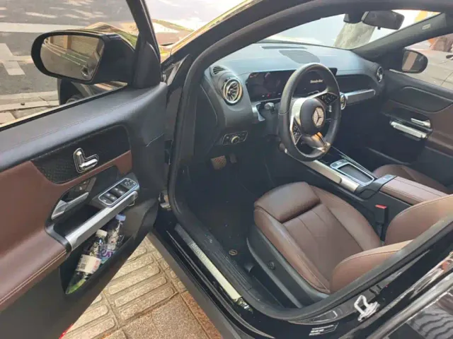 Mercedes-Benz GLB-Class — Фото автомобиля 15