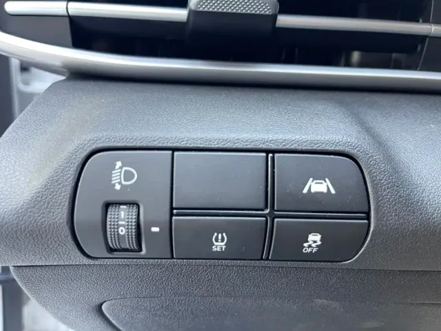 Hyundai Elantra — Фото автомобиля 17