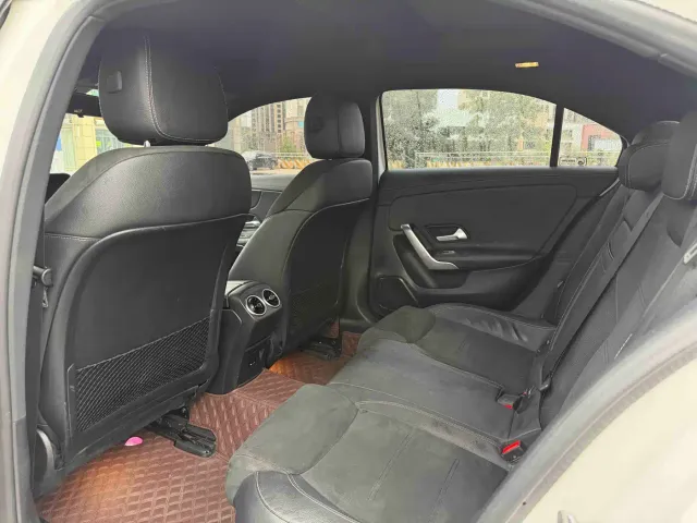 Mercedes-Benz A-Class — Фото автомобиля 6