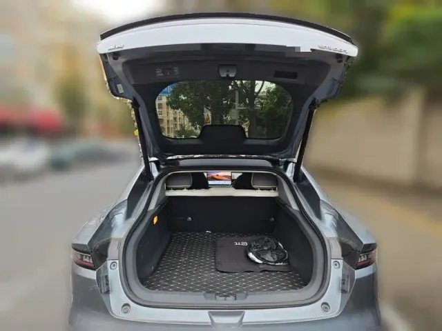 Dongfeng eπ 007 — Фото автомобиля 15