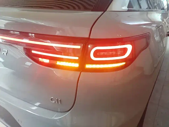 Leapmotor C11 — Фото автомобиля 7
