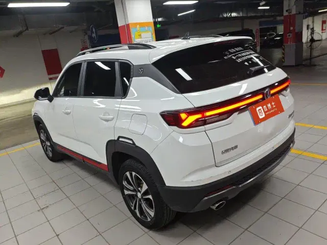 Changan CS35 Plus — Фото автомобиля 3