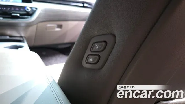 Kia K8 2.5 Бензин 2WD — Фото автомобиля 28