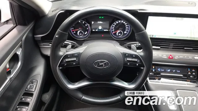 Hyundai Grandeur Новый Grandeur IG — Фото автомобиля 12