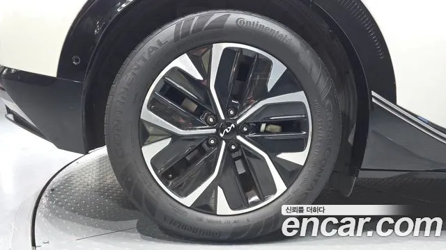 Kia EV6 — Фото автомобиля 5