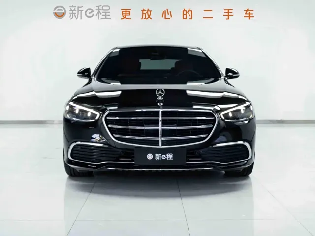 Mercedes-Benz S-Class — Фото автомобиля 2