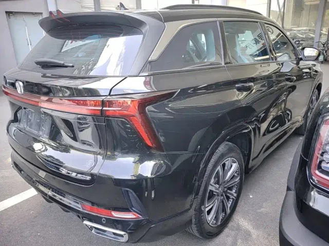 Changan CS75 Plus — Фото автомобиля 6