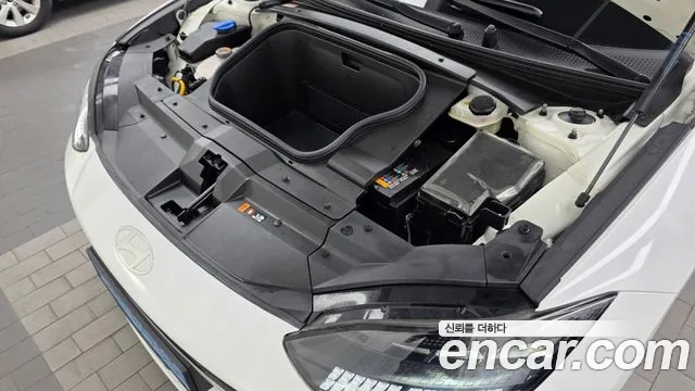 Hyundai Ioniq 6 — Фото автомобиля 9