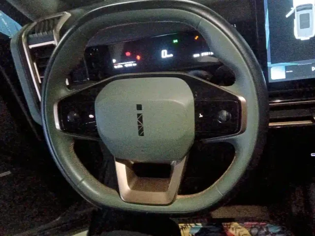 iCAR 03 — Фото автомобиля 15