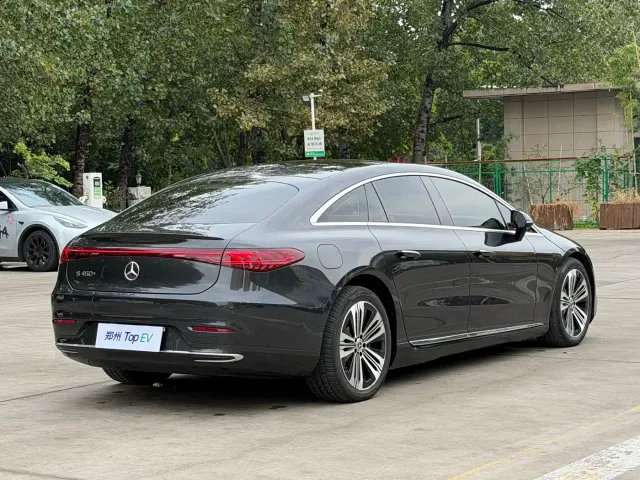 Mercedes-Benz EQS — Фото автомобиля 8