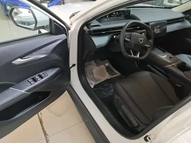 Changan Oushang 520 — Фото автомобиля 15