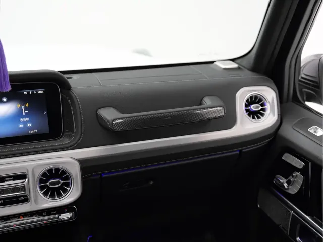 Mercedes-Benz G-Class — Фото автомобиля 21