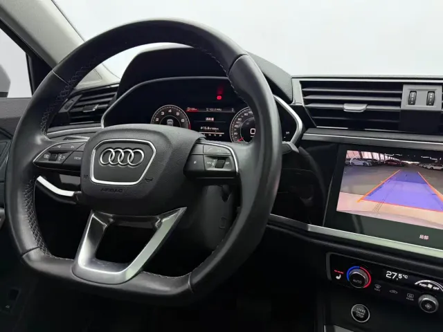 Audi Q3 — Фото автомобиля 9