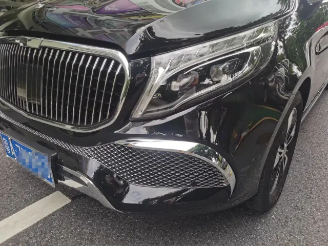 Mercedes-Benz V-Class — Фото автомобиля 23