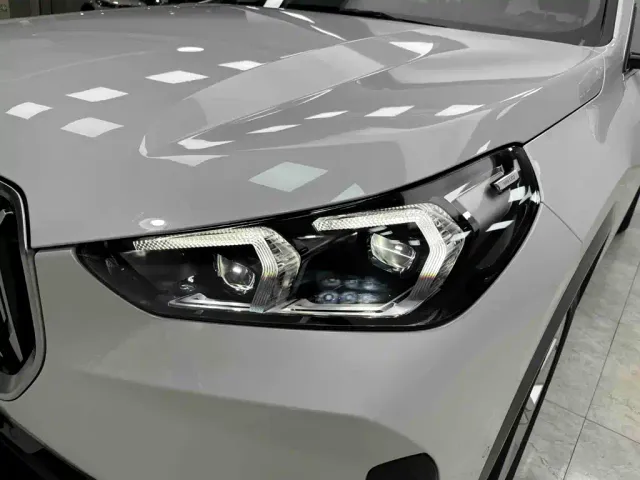 BMW X1 — Фото автомобиля 24