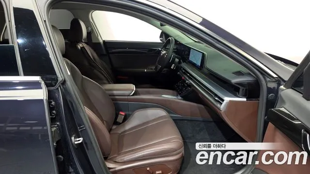 Hyundai Grandeur Grandeur (GN7) 2.5 Бензин 2WD — Фото автомобиля 11