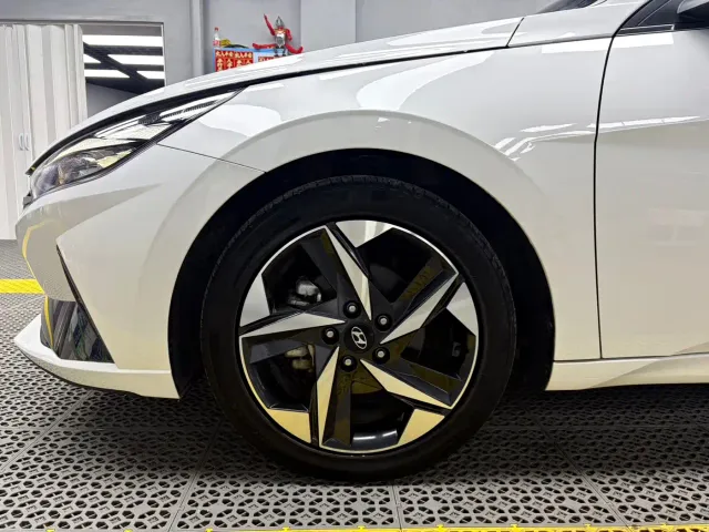 Hyundai Elantra — Фото автомобиля 7