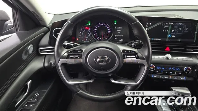 Hyundai AVANTE Avante (CN7) — Фото автомобиля 13
