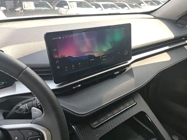 Haval H6 — Фото автомобиля 12
