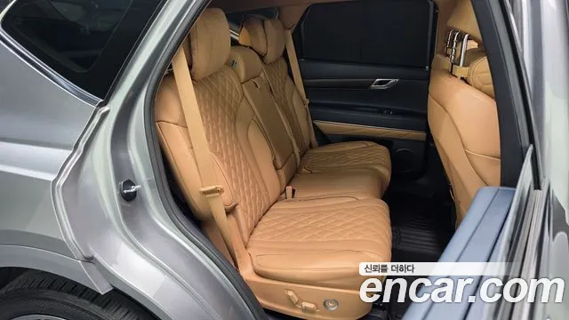 Genesis GV80 — Фото автомобиля 17