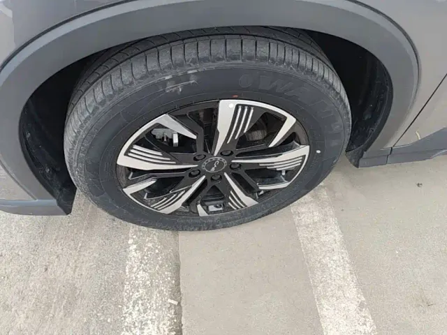 BYD Seal 05 DM-i — Фото автомобиля 22
