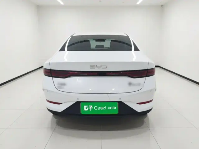 BYD Qin PLUS — Фото автомобиля 3