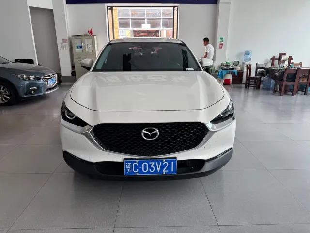 Mazda CX-30 — Фото автомобиля 2