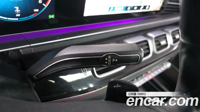 Mercedes-Benz GLE-Class — Фото автомобиля 9