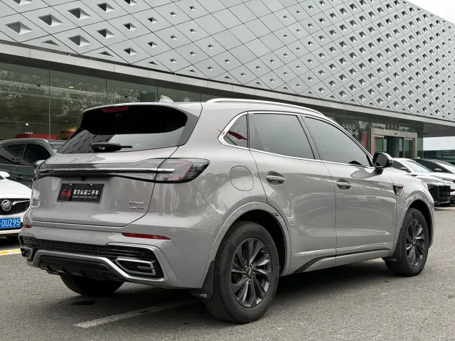 Hongqi HS5 — Фото автомобиля 5