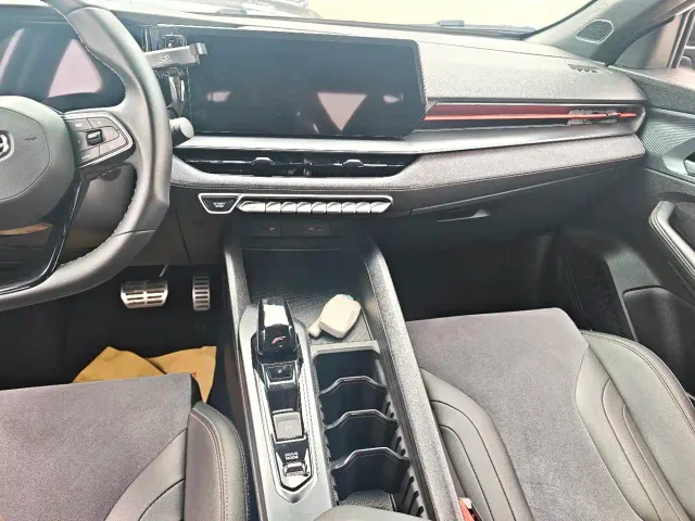 Geely Binrui — Фото автомобиля 8