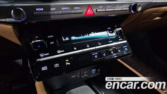 Hyundai Grandeur GN7 — Фото автомобиля 17