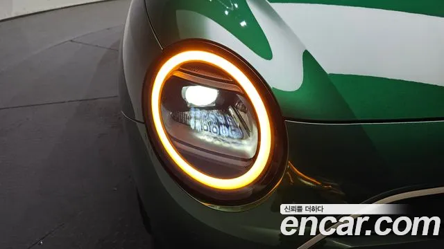 Mini Cooper — Фото автомобиля 19