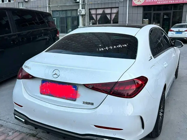 Mercedes-Benz C-Class — Фото автомобиля 4