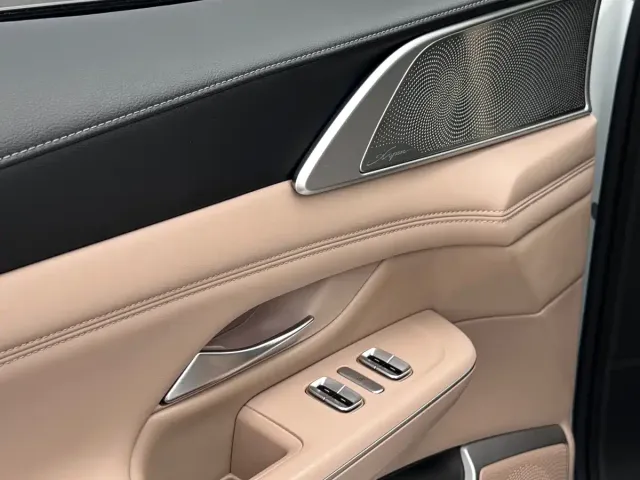 Xpeng G9 — Фото автомобиля 14
