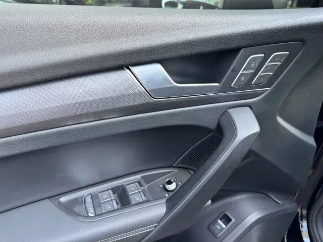 Audi Q5L — Фото автомобиля 11