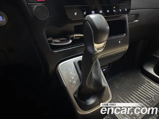 Hyundai Staria — Фото автомобиля 16
