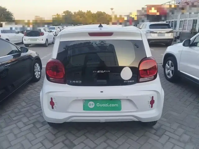 Roewe Clever — Фото автомобиля 5