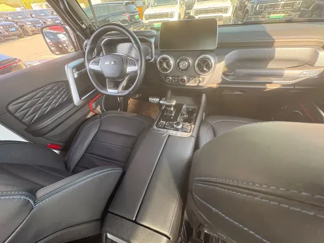 BAIC BJ40 — Фото автомобиля 12