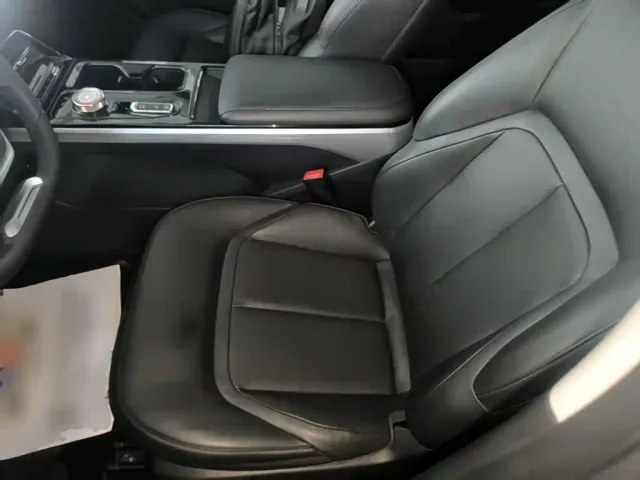 Wuling Starlight — Фото автомобиля 14