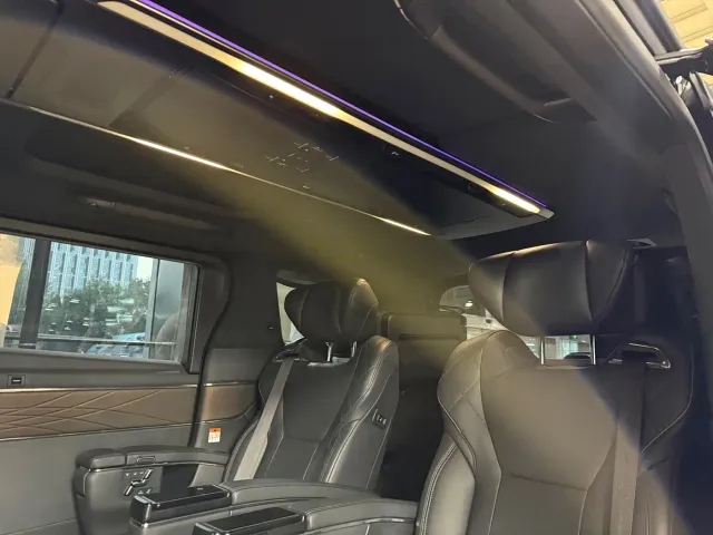 Toyota Vellfire — Фото автомобиля 10