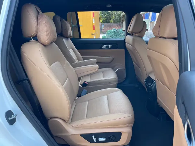 Li Auto ONE — Фото автомобиля 21