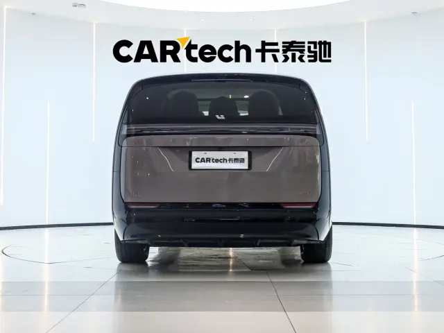 Li Auto MEGA — Фото автомобиля 3