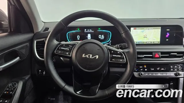 Kia Seltos Новый Seltos Бензин 2.0 2WD — Фото автомобиля 13