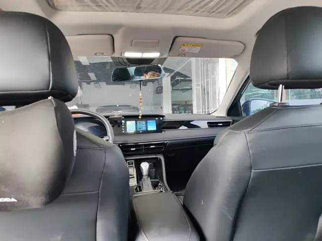 Roewe i5 — Фото автомобиля 17