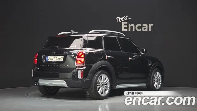 MINI Countryman — Фото автомобиля 2