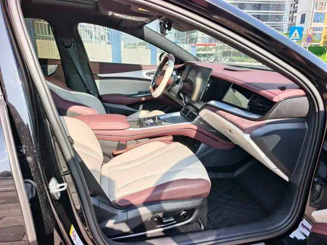 BYD Seal 07 DM-i — Фото автомобиля 10