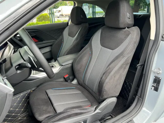 BMW 2 Series — Фото автомобиля 23