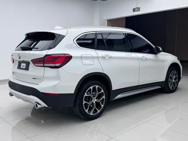 BMW X1 — Фото автомобиля 7